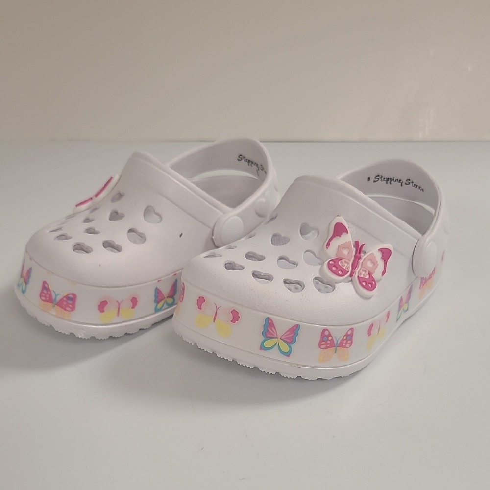 Stepping Stones NWOT Kids White Butterfly Clogs - Size 4